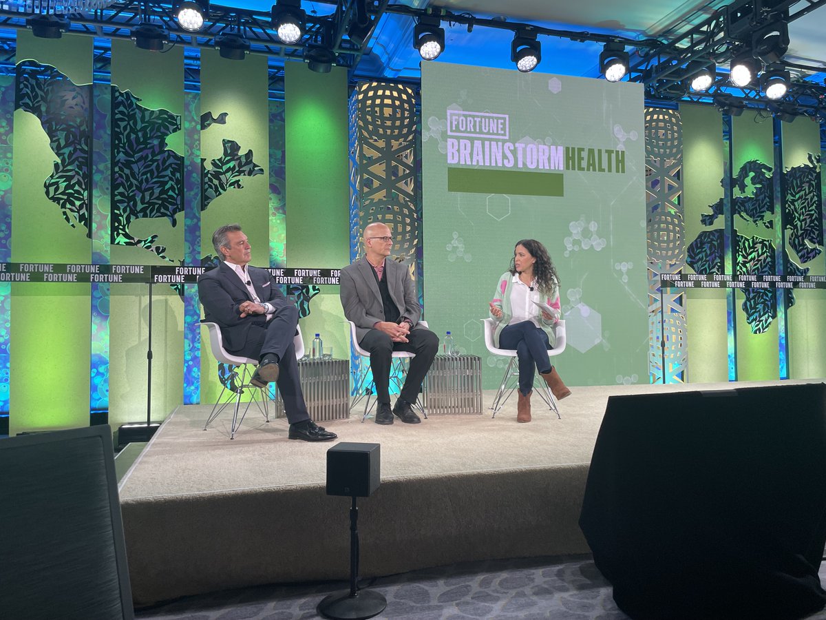 HOI’s Division Chief of Sports Medicine, Dr. David Gazzaniga, was a guest panelist for @FortuneMagazine's @bstormhealth event. 

Dr. Gazzaniga spoke on a panel called “Special Teams: The Role of NFL Doctors On and Off the Field.”

#SportsMedicine #FortuneHealth
