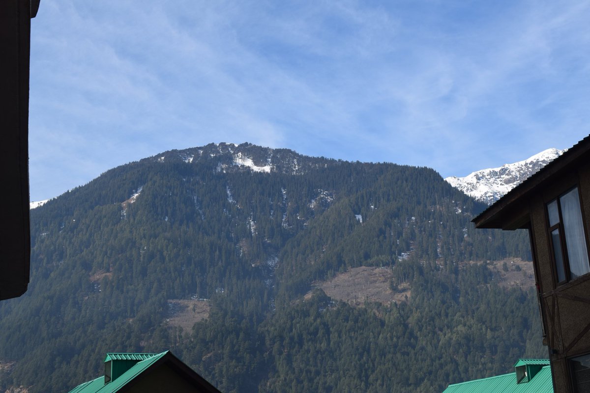 CrisJaved's tweet photo. #snowpoint #snowriver #sunset #ataltunnel #keylong #rotangpass🏂 #manali #ismypassion❤ #mountaineering #Snowpoint #amazingview #beautifulweather #naturelover #trevlediaries #ilovetravelling #adventuregroup26 #pictureclickDSL #mybestiebuddy #imagines @discoverImage @BearGrylls https://t.co/eXG3izccnh