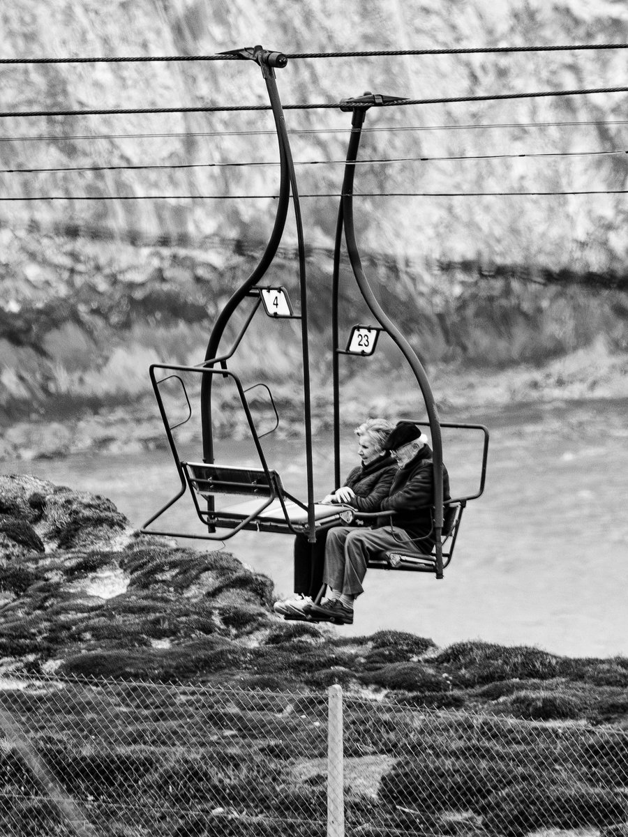 CandidBystand73's tweet photo. Life is a journey. Make the most of it.   Alum Bay chairlift - Isle of Wight

#travel #lifeisajourney #travelphotography #alumbay  #streetphotography #coastalliving       #isleofwight #bnwmood  #35mm #landscapephotography #framelinesmag #timeout  #lifestyle @ThePhotoHour https://t.co/A4XKNnqZRf