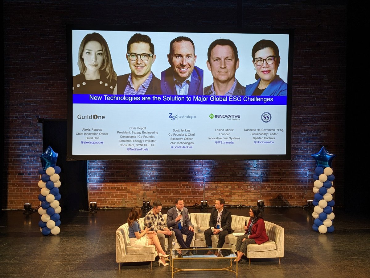 VikiBennett's tweet photo. Start of Day 2 #albertatechsymposium
@Blockchain_CBC discussing #ESG challenges
Need for better collaboration, efficiency, discussion around governance, tolerance of risk, equitable transition and dealing with growing populations. https://t.co/8tmQ37Fgkm
