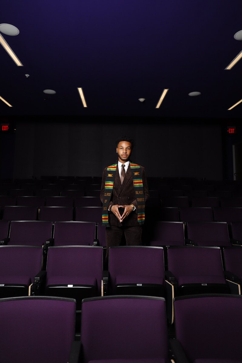 deesims1017's tweet photo. May 13, 2023 … Bachelor of Business Administration loading … 👨🏽‍🎓

#pvgradswag

📸: @jvsimm https://t.co/yzoO2vAlnX