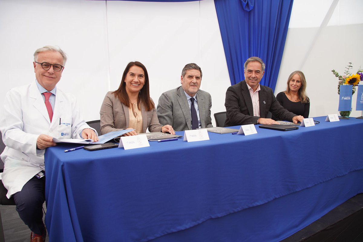 Facultad de Medicina (@medicinauchile) on Twitter photo <a href="/MedicinaUChile/">Facultad de Medicina</a> y Clínica MEDS <a href="/clinicaMEDS/">Clínica MEDS</a> suscriben importante convenio de colaboración docente asistencial. En la foto: Dr. Emilio Santelices, Sra. Priscilla Molina, Dr. Roberto Yáñez, decano Miguel O´Ryan y Dra. Andrea Maecha <a href="/MedicinaUChile/">Facultad de Medicina</a> y Clínica MEDS <a href="/clinicaMEDS/">Clínica MEDS</a> suscriben importante convenio de colaboración docente asistencial. En la foto: Dr. Emilio Santelices, Sra. Priscilla Molina, Dr. Roberto Yáñez, decano Miguel O´Ryan y Dra. Andrea Maecha