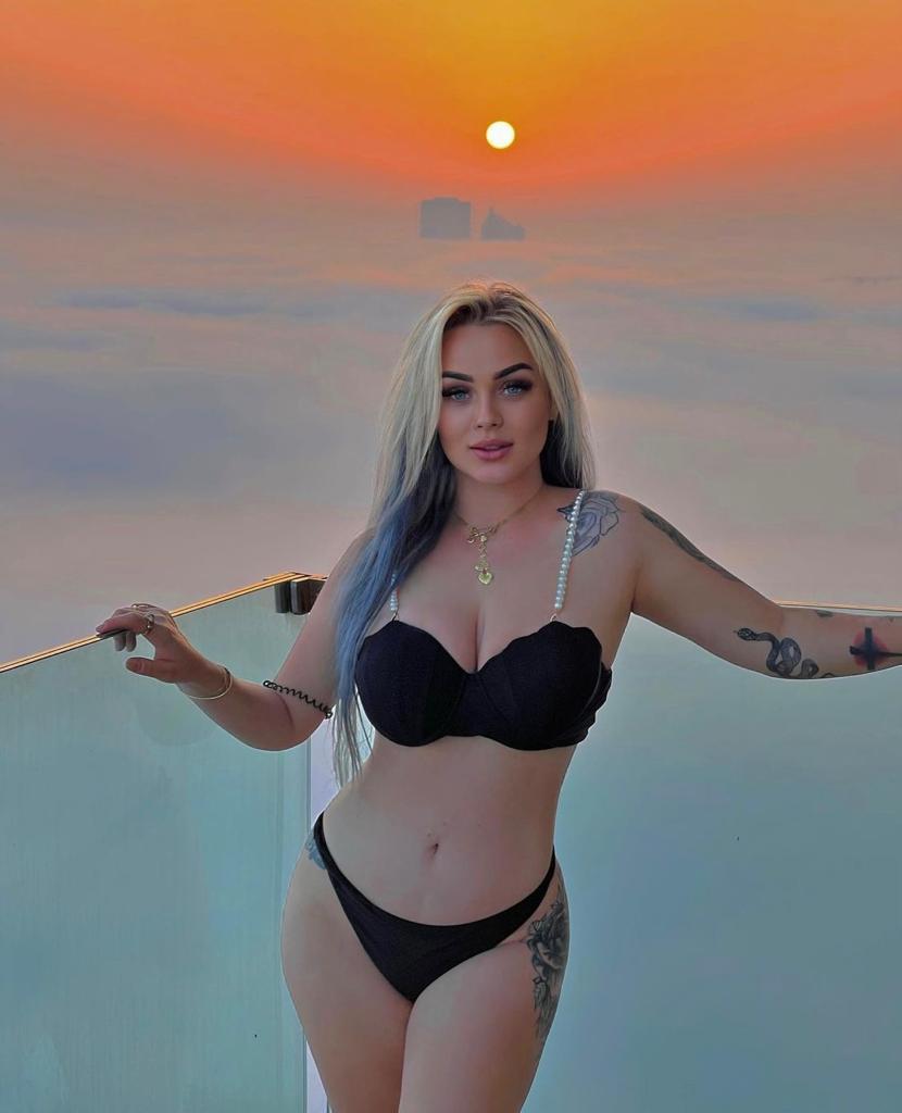 ‏رسن tweet media