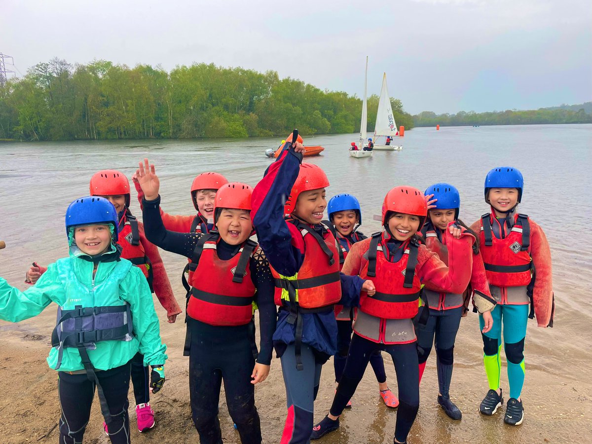 WCPSport's tweet photo. Year 4 are so excited for their first sailing lesson @HorseshoeLakeAC At least the rain doesn’t stop this activity! #EagleHouseSport #sailing #BetterEveryDay #weatherforducks https://t.co/GA6F3dYthT