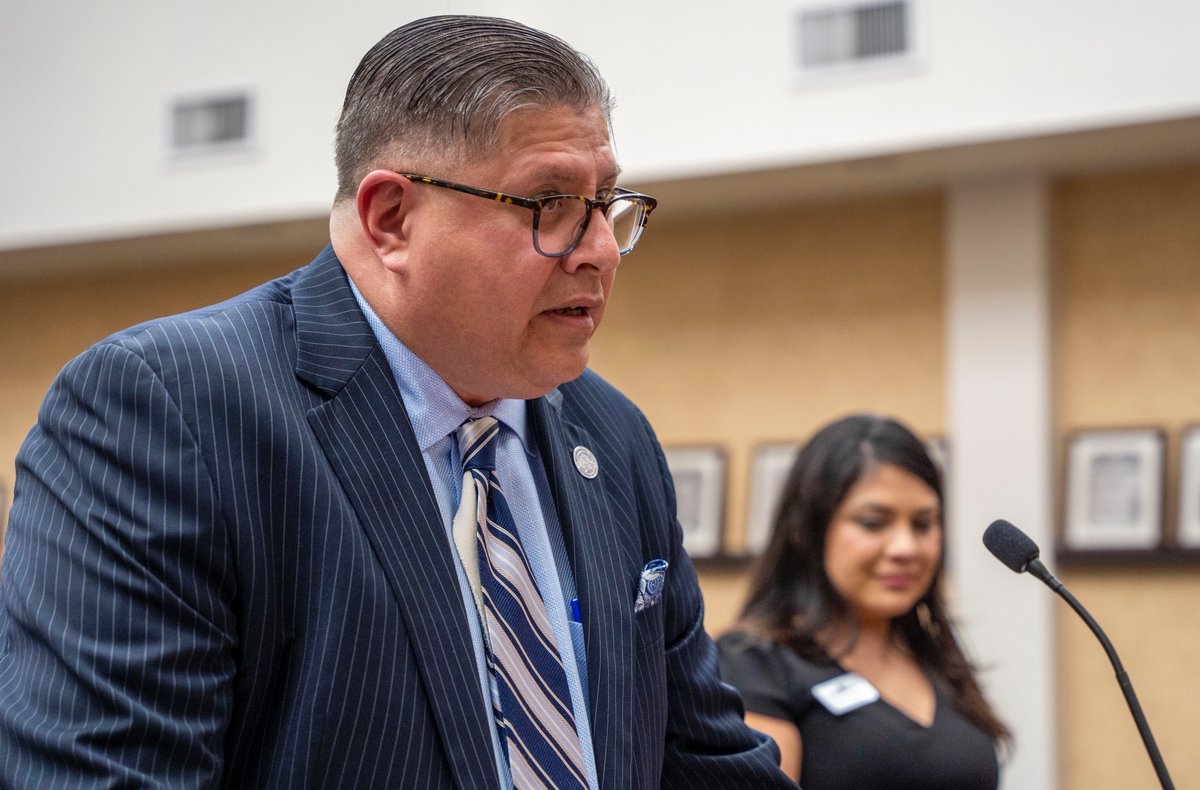 CityOfMissionTX's tweet photo. The City of Mission has proclaimed April 30 - May 6, 2023, as “Small Business Development Week" and May 8 - 12, 2023, as “Economic Development Week.” 👏

We thank the Mission EDC and the Greater Mission Chamber of Commerce for everything they do! https://t.co/o2HN2cZaFr