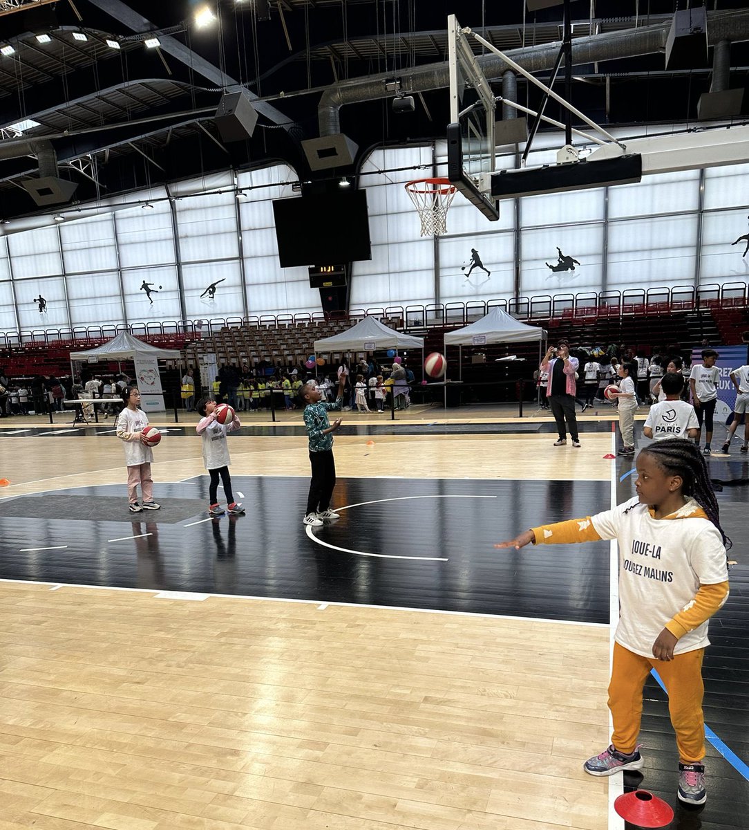 Basket75 tweet media