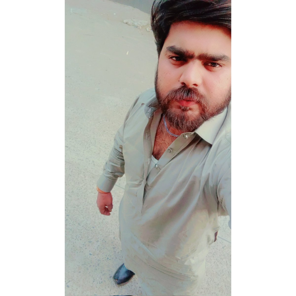 Farazriazz's tweet photo. Munafiqo_Kii_Ankho_mai_Chubtay_Rhengy
#پہلے_گنتی_بعد_میں_سولر
#NewProfilePic 
Aunty snapchat
#dollar #FawadChaudhry 
#مكافحة_المخدرات 
#ร้องข้ามกําแพง #PepsiRiseUpBabyXSamantha #delhimetro #RRvCSK https://t.co/2ejsejBV66