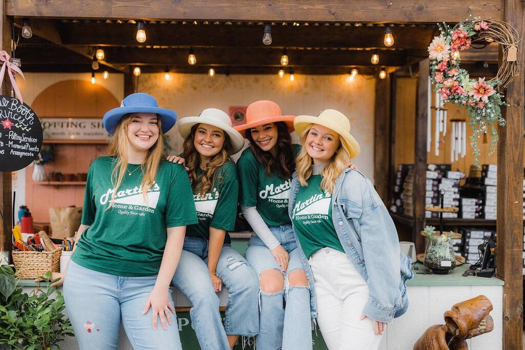 This is how happy we are to carry <a href="/wallaroohats/">Wallaroo Hat Company</a> in our market! 👒🌱✨👩🏼‍🌾
—
#gardencenter #hats #shoplocal #wallaroohat #sunshine instagr.am/p/Cri7_KiOpv9/