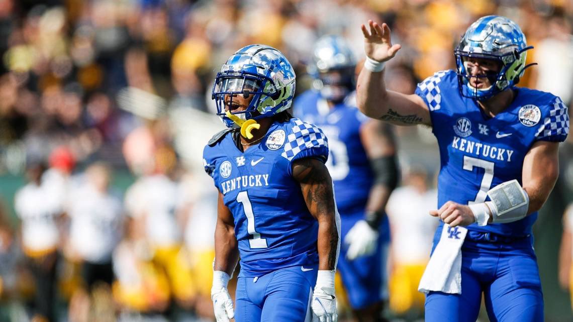 AGTG ✞ Blessed to earn a offer from The University Of Kentucky! <a href="/CoachC_Collins/">Chris Collins</a> #WeAreUK