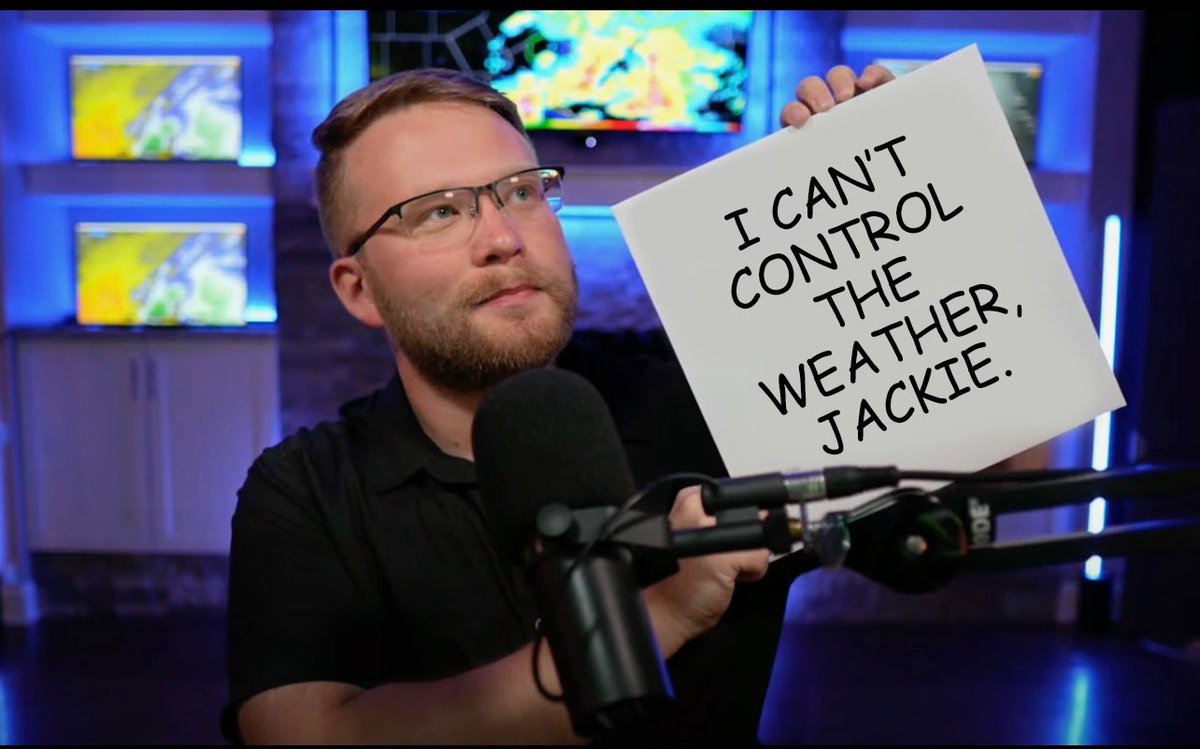 YALLITSCHAN's tweet photo. Let the memes begin 😂 @ryanhallyall 
@Simcoe12_Wx https://t.co/PbPkcMUnIa
