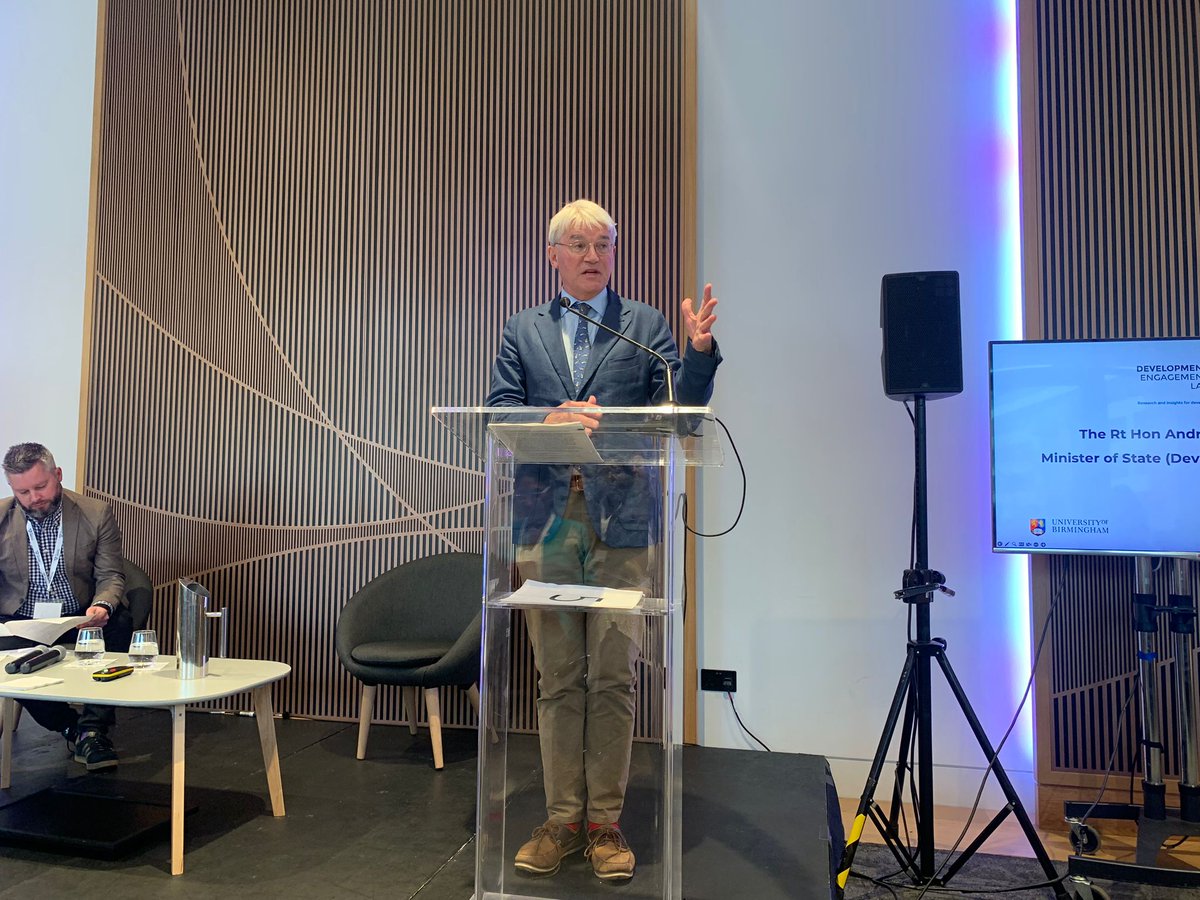 DevEngageLab's tweet image. 'Not a case of them &amp;amp; us' when trying to communicate development work &amp;amp; increase support, says @AndrewmitchMP @FCDOGovUK 'We want your advice &amp;amp; guidance' he says to a packed room of #devcomms professionals at #DevEngage2023