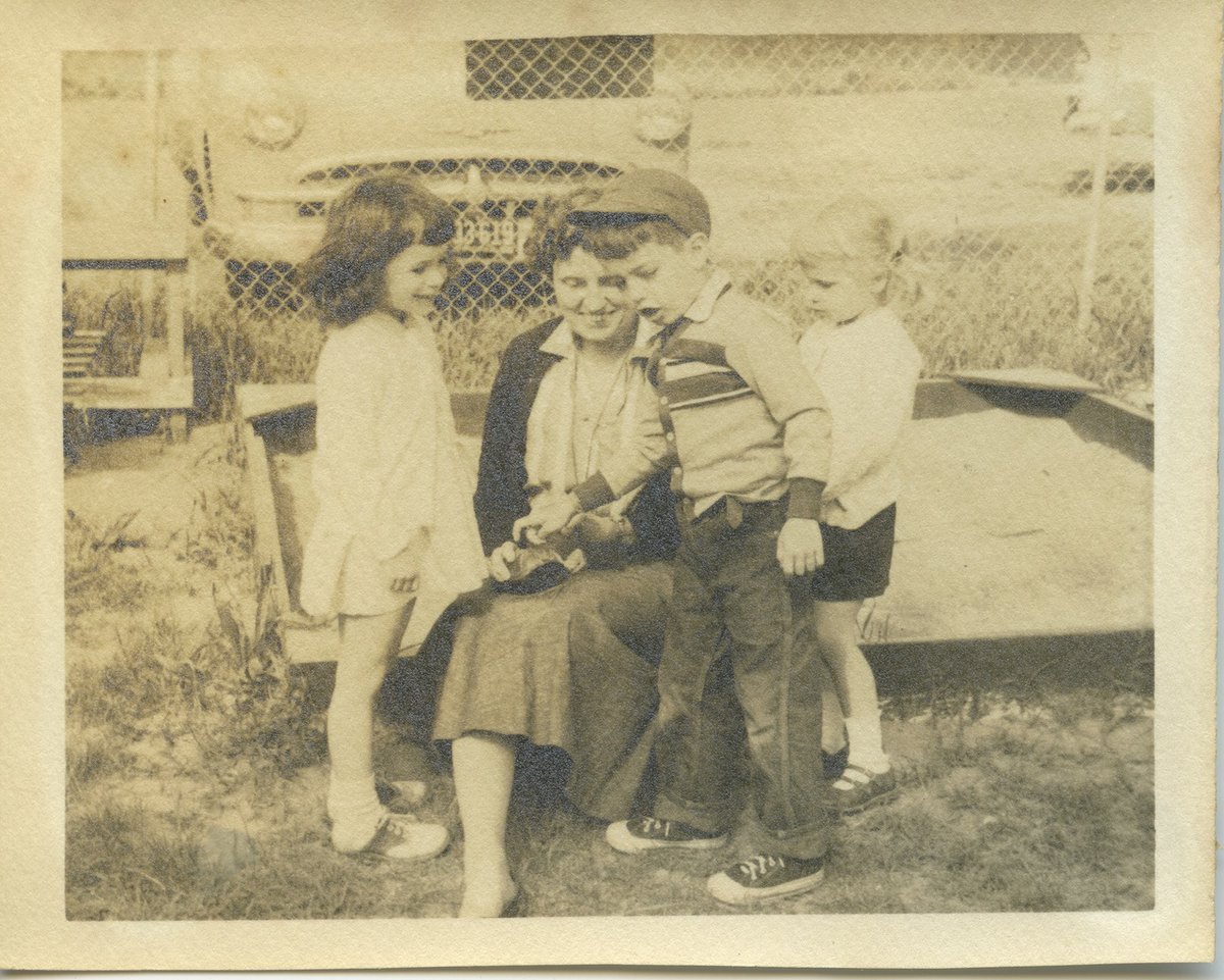 Sadly, Overlee Preschool on Military Rd will close its doors this May, but you can time travel through nearly 8 decades of this cooperative preschool's history with the Overlee Preschool Records collection:
libraryarchives.arlingtonva.us/Detail/collect…
Available for research at the CLH