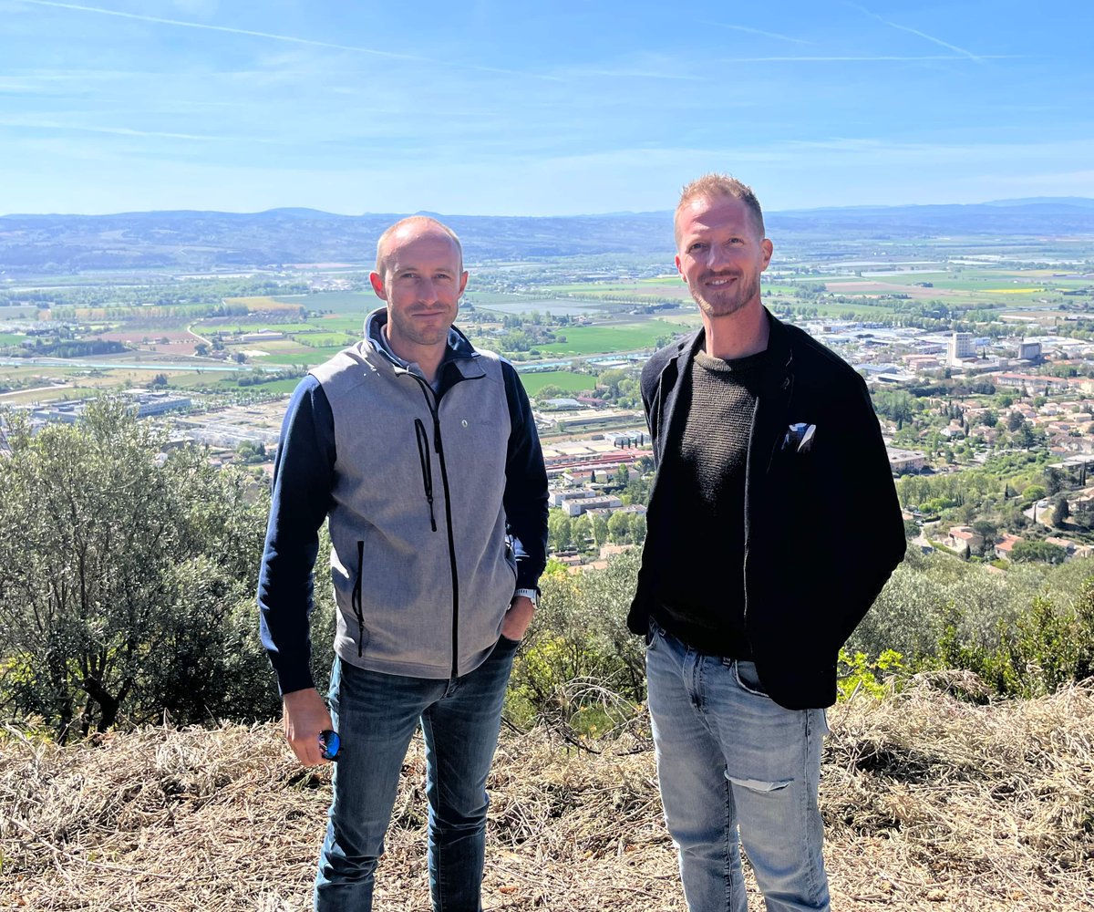 OptiCept's tweet photo. We made a visit to a happy oliveCEPT® customer - Moulin De L'olivette, an award-winning cooperative in France.
We met the director of the mill, Grégory Leme who shared how oliveCEPT® impacted their business.
Stay tuned!🫒
#EVOO #oliveoil #oliveCEPT https://t.co/h9xjW9am7h