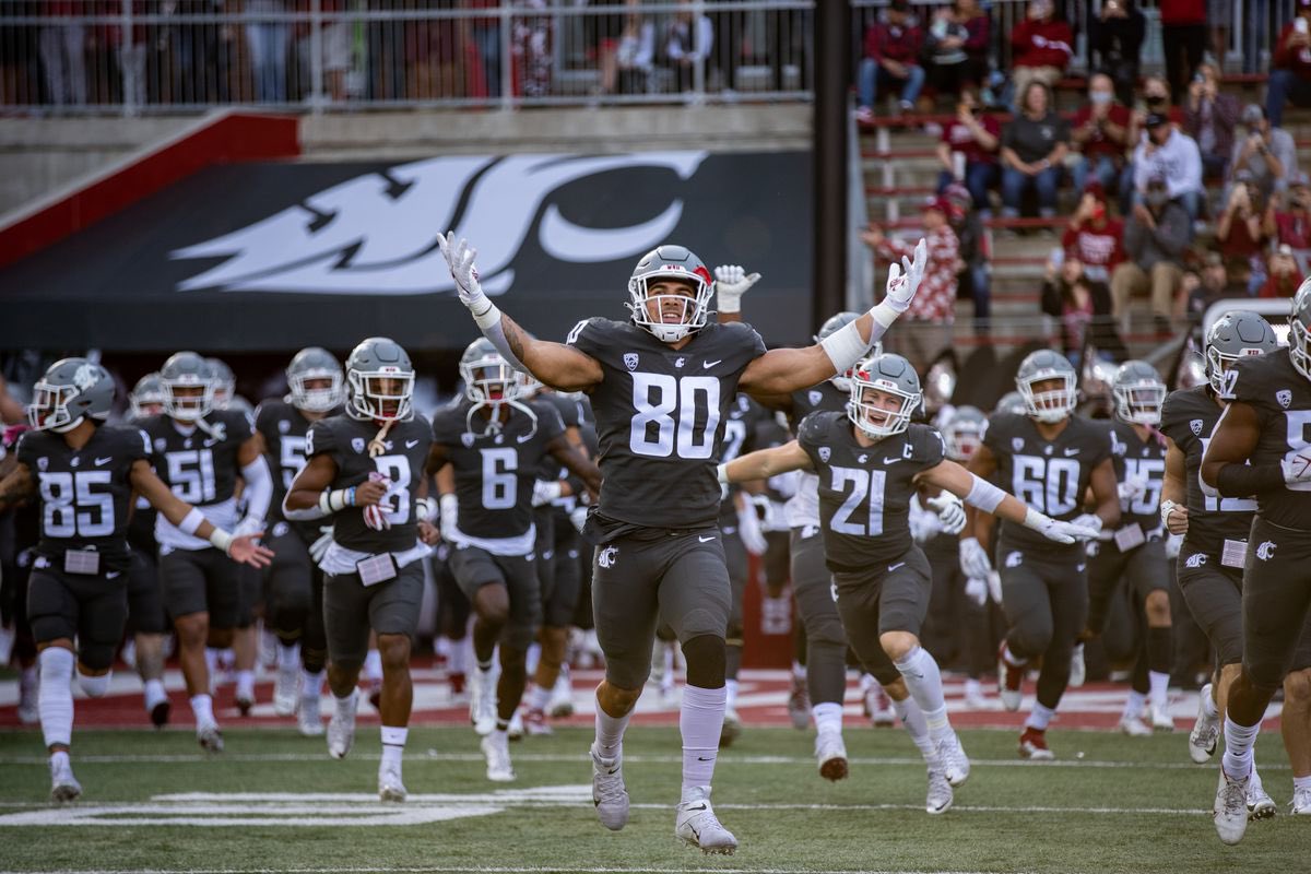 HAnderson_2025's tweet photo. After an amazing conversation with @CoachMalone18, I am blessed to receive an offer from Washington State! -go cougars🔴
@BrandonHuffman 
@GHoward_Scout 
@WHSCA_ATHLETICS 
@WSUCougarFB https://t.co/wn9LJ6Wdic