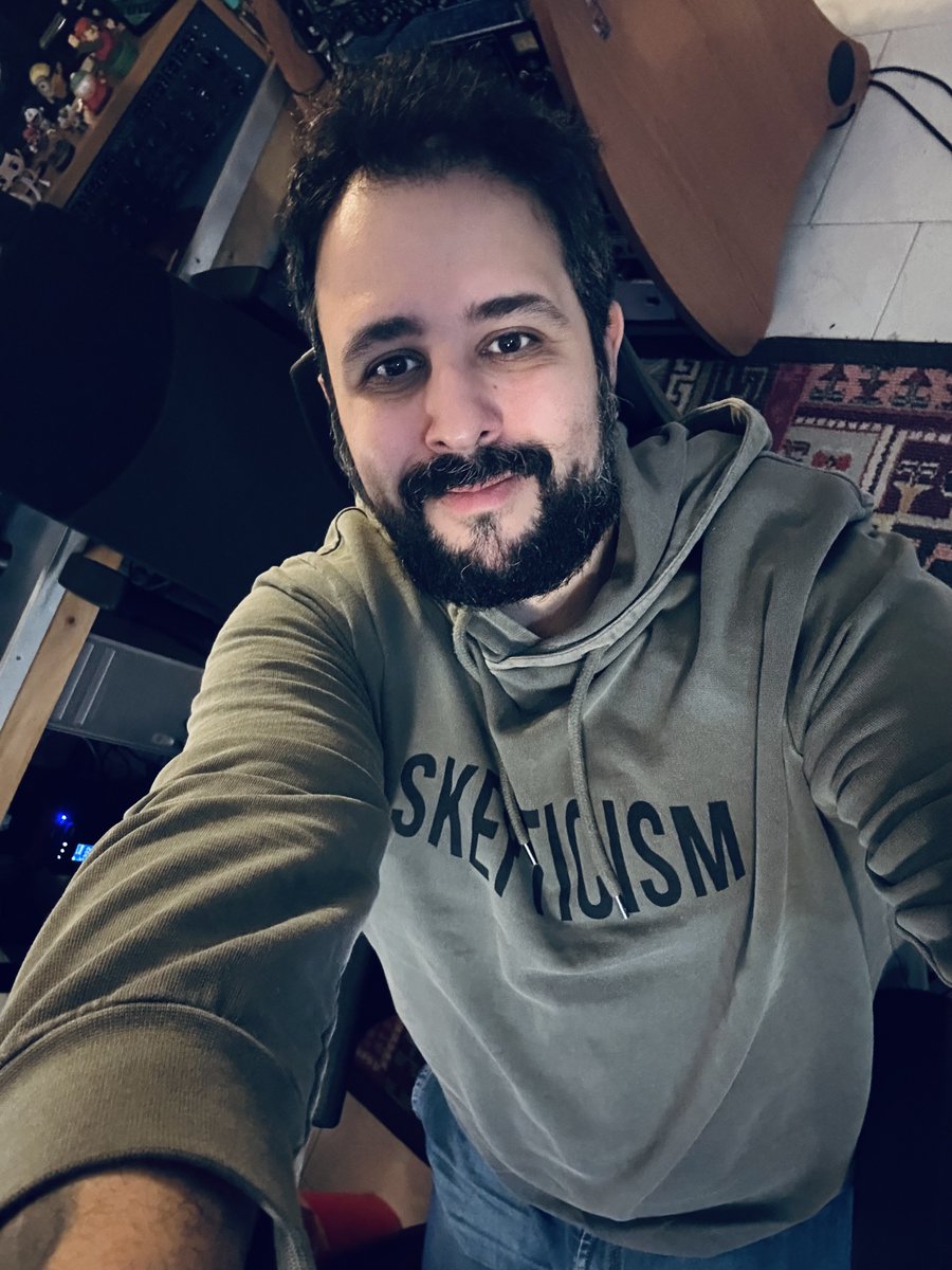 Torpedo_77's tweet photo. Studio life 📷📷

#torpedo #TRecords #StudioDiProduzione #studiodiproduzionemessina #studiodiregistrazione #studiodiregistrazionemessina #realizzazioneinediti #ProduzioneInediti #branoinedito #recording #mixing #mastering https://t.co/ylu92BtI6W