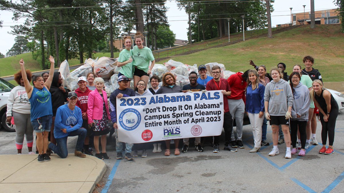 gadsdenstate's tweet photo. We are so proud of our students and staff for participating in the annual Don't Drop it on Alabama Statewide Spring Cleanup (despite yesterday's rain!) — see more photos at https://t.co/D0jtkYlNxB #AlabamaPALS #CommunityCollegeMonth https://t.co/6dPPdBcvAI