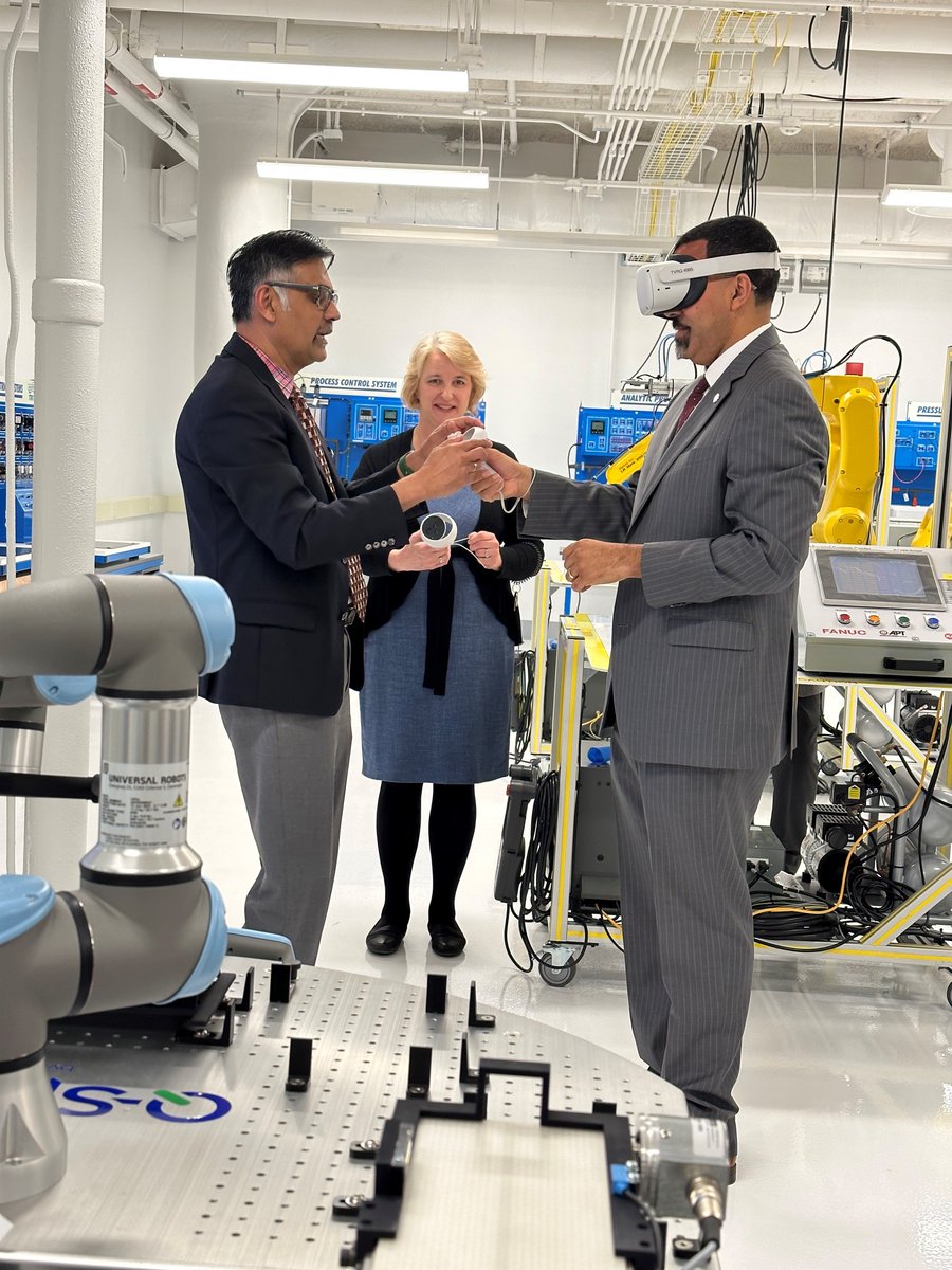 Finger Lakes Workforce Development Center (@fwdcenterny) on Twitter photo Welcomed <a href="/SUNY/">SUNY - The State University of New York</a> Chancellor, Dr. John King, to the FWD Center on Tuesday. He toured the facility and tested out our AR/VR capabilities. We are investing in AR/VR technologies from leading vendors such as TransfrVR and zSpace that help raise occupational awareness and self-awareness Welcomed <a href="/SUNY/">SUNY - The State University of New York</a> Chancellor, Dr. John King, to the FWD Center on Tuesday. He toured the facility and tested out our AR/VR capabilities. We are investing in AR/VR technologies from leading vendors such as TransfrVR and zSpace that help raise occupational awareness and self-awareness