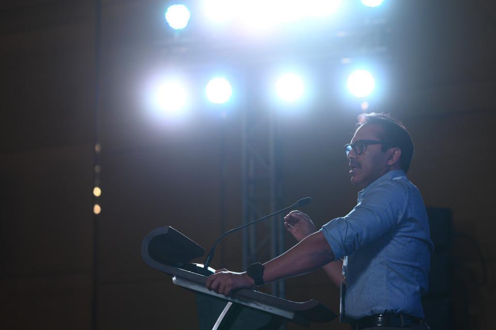 ChandigarhSmart's tweet image. Join us in welcoming Sh. Kunal Kumar, IAS, Joint Secretary and Mission Director, Smart Cities Mission, MoHUA

#ChandigarhSmartCity #CEOsConference #Data #technology #ICCCChandigarh #SmartCityChandigarh 

@MCChandigarh @PIBChandigarh @CBC_Chandigarh