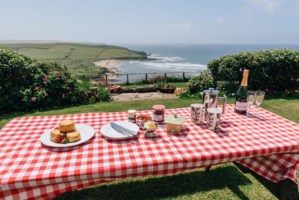 bigburycamping1's tweet image. We have availability in our self catering accommodation from this Fri 28th April for 4 weeks! 
If you want a last minute break or a short stay give us a ring 
 📞 01548810267 📞 
#Bigburyonsea #farmstay  #devonisheaven  @magicseaweed @surfline