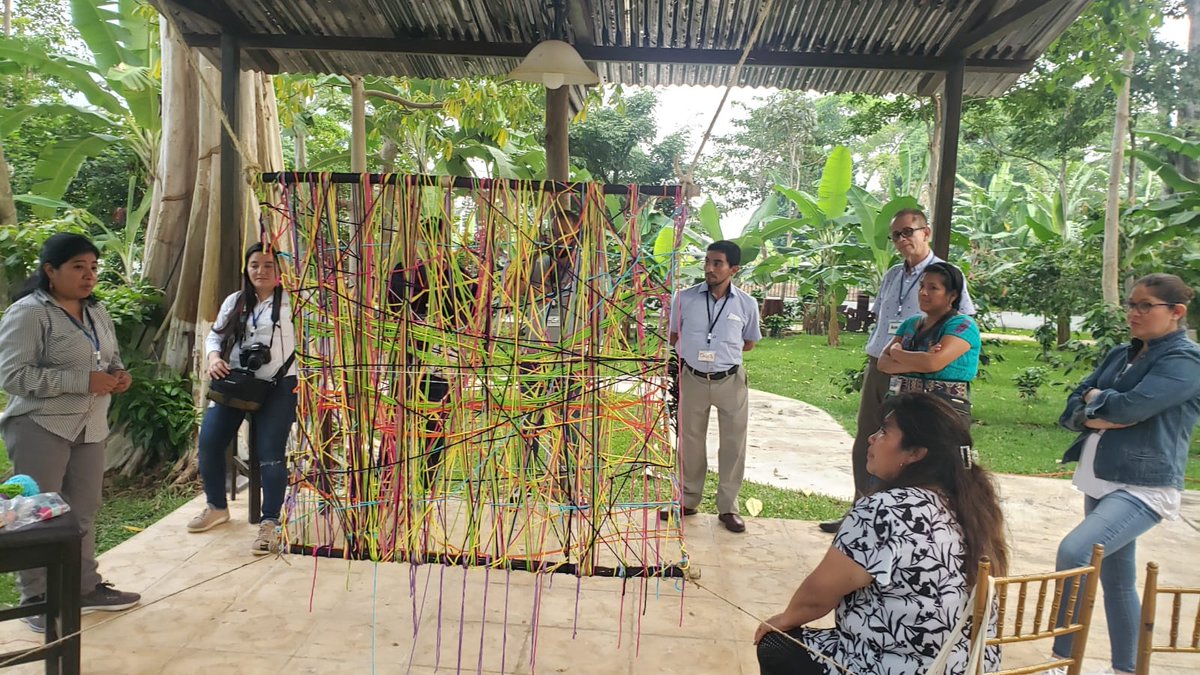 Aecid_Guatemala's tweet photo. A través del teatro, tejidos, danza, música, dibujo y su voz, las personas que participaron del encuentro de cierre del @GuatemalaPrevi identificaron logros y desafíos para prevenir y combatir la violencia contra mujeres y niñas. 
#CierrePrevi https://t.co/awjzRrTzca