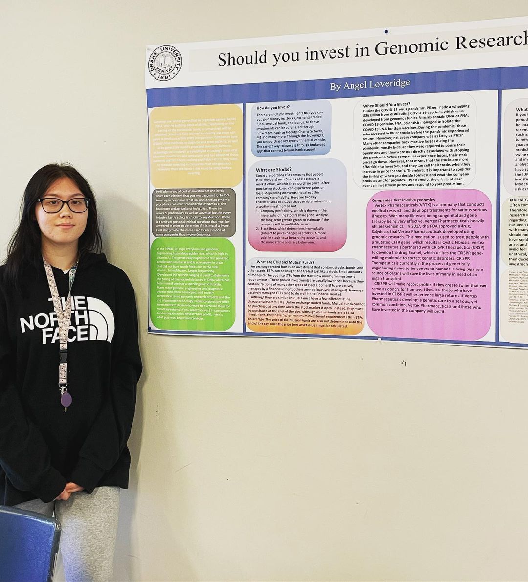 Smilla1972's tweet photo. I spent Tuesday morning with members of Professor Pramod Mahajan's First Year Seminar, who did terrific work learning and explaining discrete topics related to genomics! @drakeuniversity https://t.co/RFdaV48351