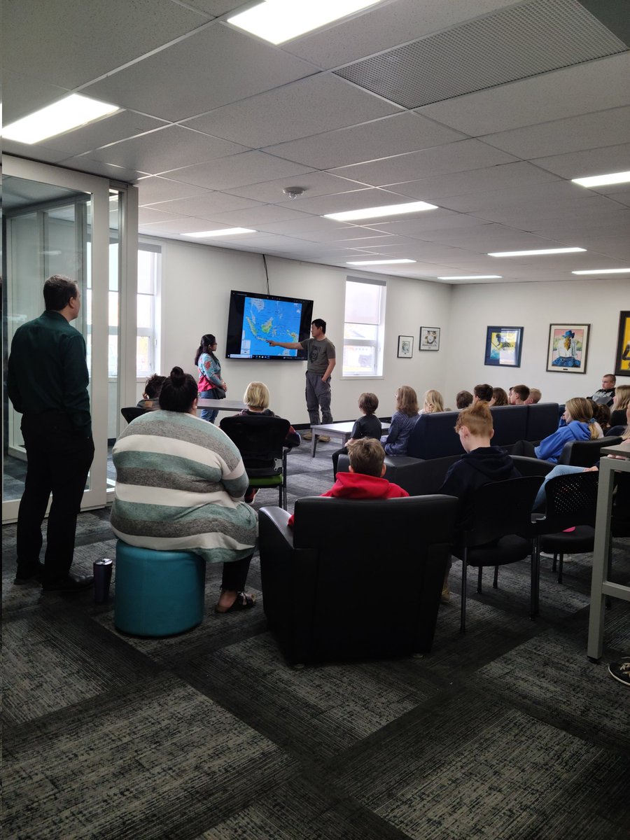 ECS Room 13 tweet media