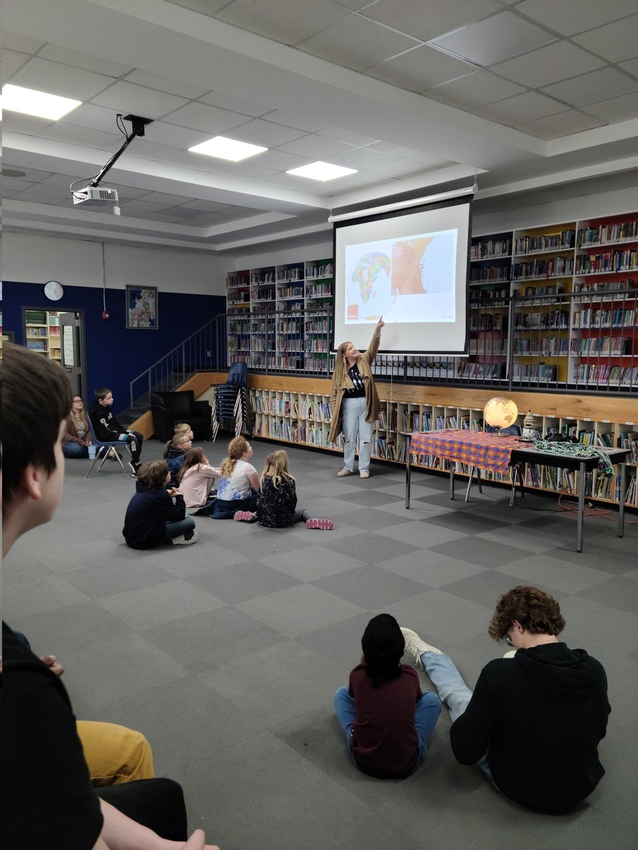 ECS Room 13 tweet media