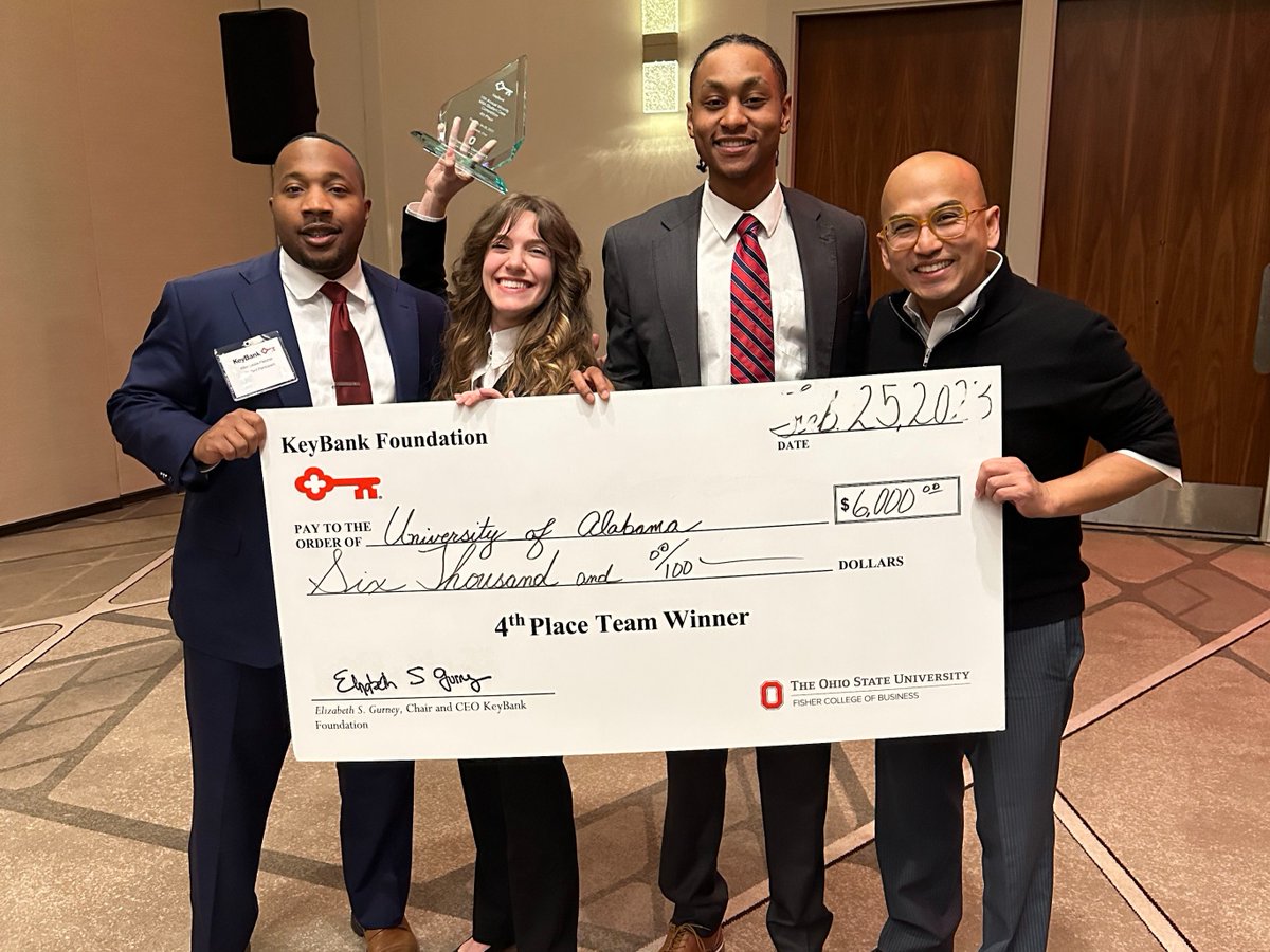 Here’s to a remarkable year for the Manderson MBA Case Team!🏅

The team traveled to eight competitions in six states, earning multiple honors, including three first place wins and over $39,000 in prize money. Read about the team's journey this year!➡️ bit.ly/41ZYCRg