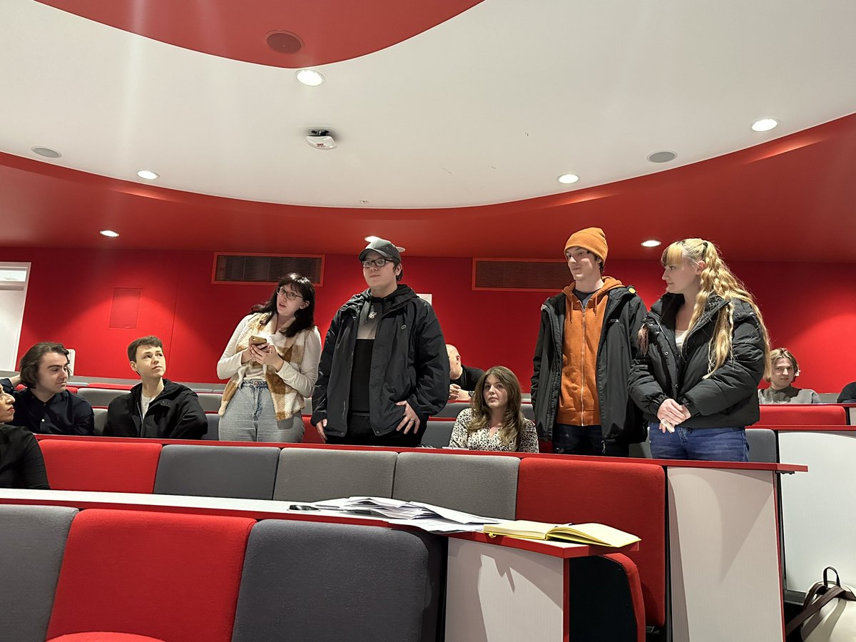 HIOWH_NHSFT's tweet photo. Tonight we had the pleasure of watching 7 videos produced in partnership with @SolentUni around a variety of mental health subjects from gambling to anxiety, consent to share and men’s mental health but also international nurses, young carers and transitioning https://t.co/sEL1MSoAhN