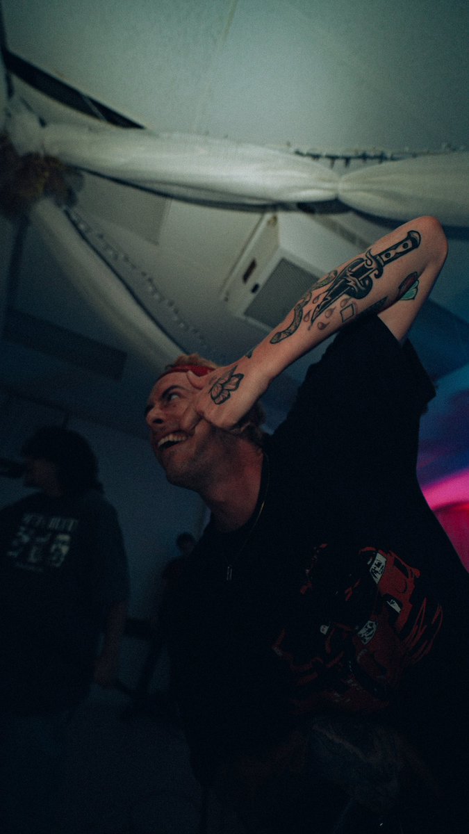 MarkedLifeSound's tweet image. Sandy yaygo came the fuck out and we had a blast. Final stop, Blooze Bar in Phoenix AZ 🗡️
•
📸: justphotos.irl (instagram)