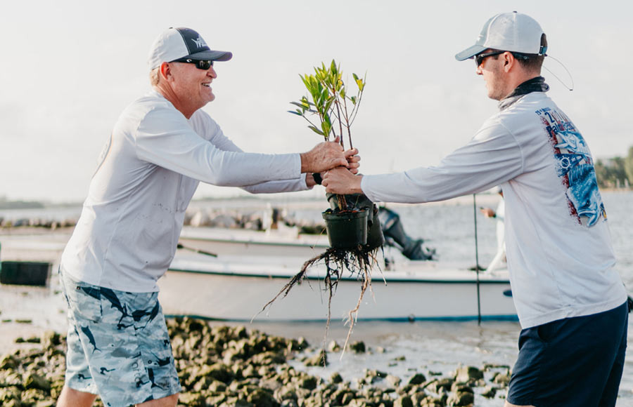 Atlantic Coast Fisheries News for the week of April 24th: Seeking nominations for the 2023 Melissa Laser Fish Habitat Conservation Award, reminder to give beach-nesting birds space, and a pristine deep-sea reef in the Galápagos! Read the newsletter here: conta.cc/40FvC03