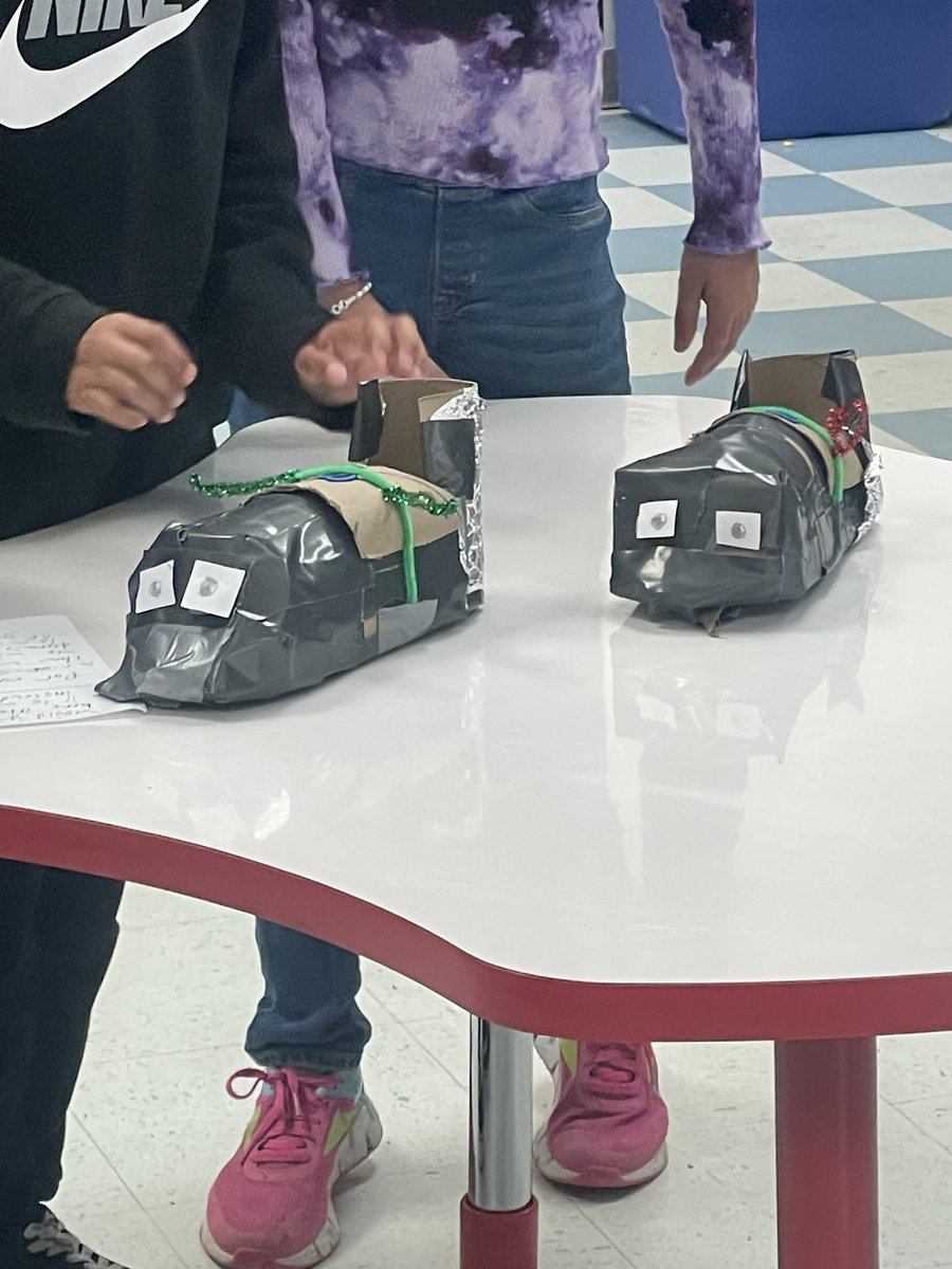 Shark Tank STEM presentations were awesome this year 🙂#RRESinspires <a href="/dembeckd/">Dana Dembeck</a> <a href="/G07Moreland/">Glenn Moreland</a> @fcpsk12