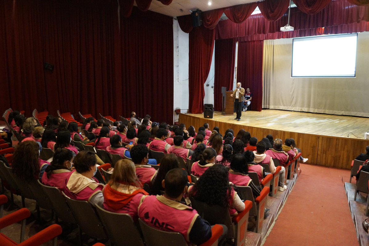INEedomex's tweet photo. Se realizo, por convocatoria de la JD29 del #IEEM, el curso de Cómputos Distritales, para los #SE y #CAE de los municipios que forman parte del distrito, como parte de la coordinación interinstitucional, acompañó en la actividad el Vocal Ejecutivo de la #23JD del #INE. https://t.co/zGCjyGu0cT