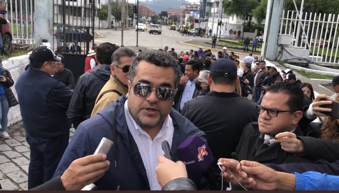 Multitudinaria Marcha por la #vialidaddelazuay más de 100 organizaciones presentes con pedidos directos
#AccesoSur a cuenca
#cuencamolleturo emergencia y #cuencagironpasaje 
#zhudconchancay M * R sin fiscalización 
#intercambidores de tránsito vía rápida