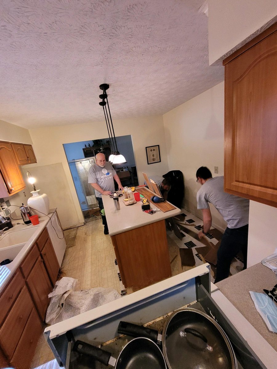 ModconLiving's tweet image. The Tool Library will be closed on Friday May 5 &amp;amp; Saturday May 6, in order to participate in the 2023 RaHN event.

Rebuilding a Healthy Neighborhood (RaHN) is our signature annual event taking place on Saturday, May 6 in Milo-Grogan in partnership with Cultivate.