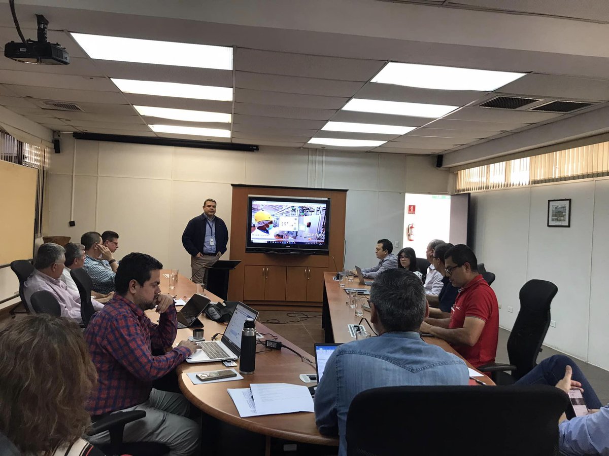 La Mesa Ganadera, es el mecanismo de coordinación de sector. La preside el Viceministro de #Agricultura y #Ganadería. <a href="/GQSPCostaRica/">GQSP Costa Rica</a>  participa como parte de la Mesa. La #trazabilidad bovina en el país avanza significativamente para alcanzar el #mercadoeuropeo.