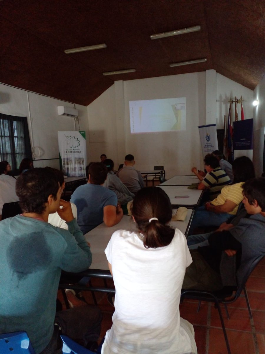 PlanAgro's tweet photo. #Ayer en📍Soriano 
Se realizó la Jornada "Alternativas de manejo en los sistemas ganaderos" en 📌Escuela Agraria "La Concordia", con la invitación de #CAD y #MDR de Soriano. 
@MGAPUruguay @Sorianofertil #INC @pablo_areosa #PlanAgro @UTU_Uruguay #Nutriliq #CADOL https://t.co/EcYAmkoNCY