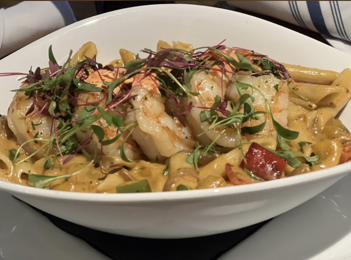 GrandCentralPSP's tweet photo. What day is it? It’s Tequila Thursday! What time is it? It’s ALWAYS Grand Central Time! Tonight enjoy some of our Tequila inspired specialties like Chipotle Tequila Shrimp along with a glass of your favorite agave nectar! https://t.co/N062JfXeT6