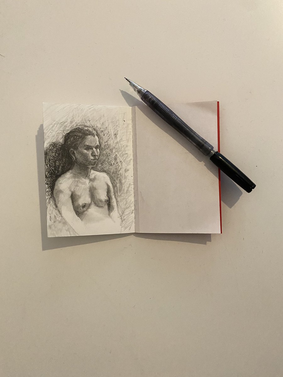 LouiseMarksArt's tweet photo. Going small with two hours of life drawing this afternoon. Pencil in a 7.5 cm by 11 cm @SilvineOriginal Pocket. #graphite #pencil #Pocket https://t.co/4rbRJYJ53H