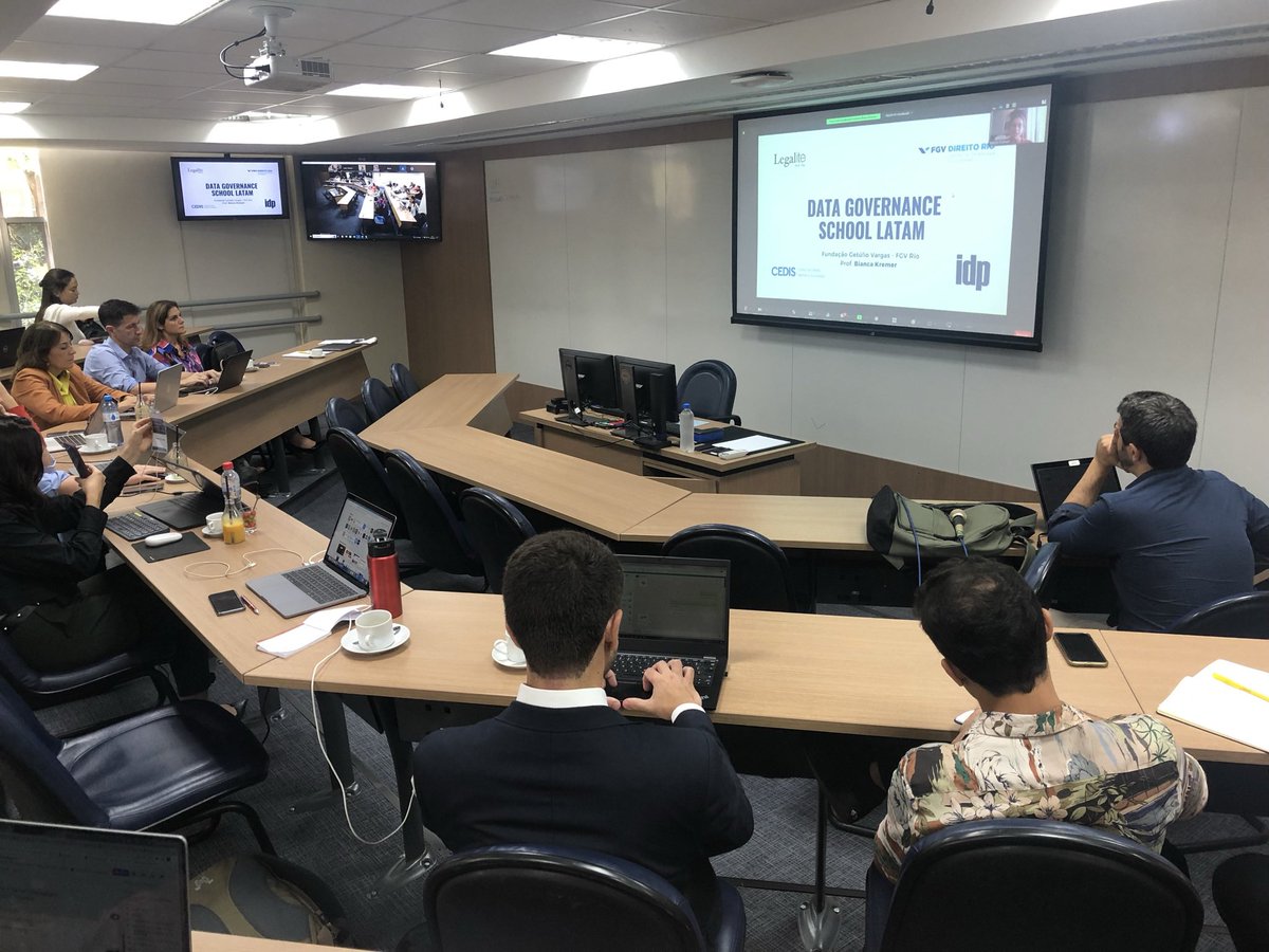 CTS_FGV's tweet image. Às 11h debatemos um Estudo de caso tratando do Viés #algorítmico e suas potencialidades discriminatórias, com a Prof. Bianca Kremer (@kremerbia), Visiting Professor do CTS-FGV.