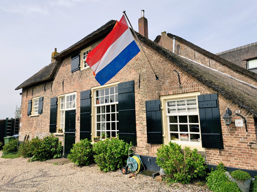 Anneke_Bode's tweet photo. Koningsdag 2023 in #Ottoland (optocht) en #Noordeloos #Molenlanden https://t.co/3t4lDeS9pE