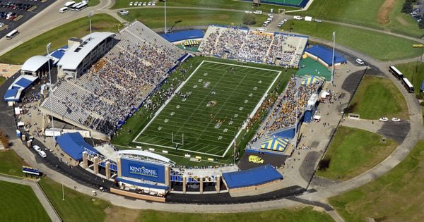 IsaiahBatton's tweet photo. God is good! Blessed to receive my first D1 scholarship from Kent State! https://t.co/q5Tc0p2kYe