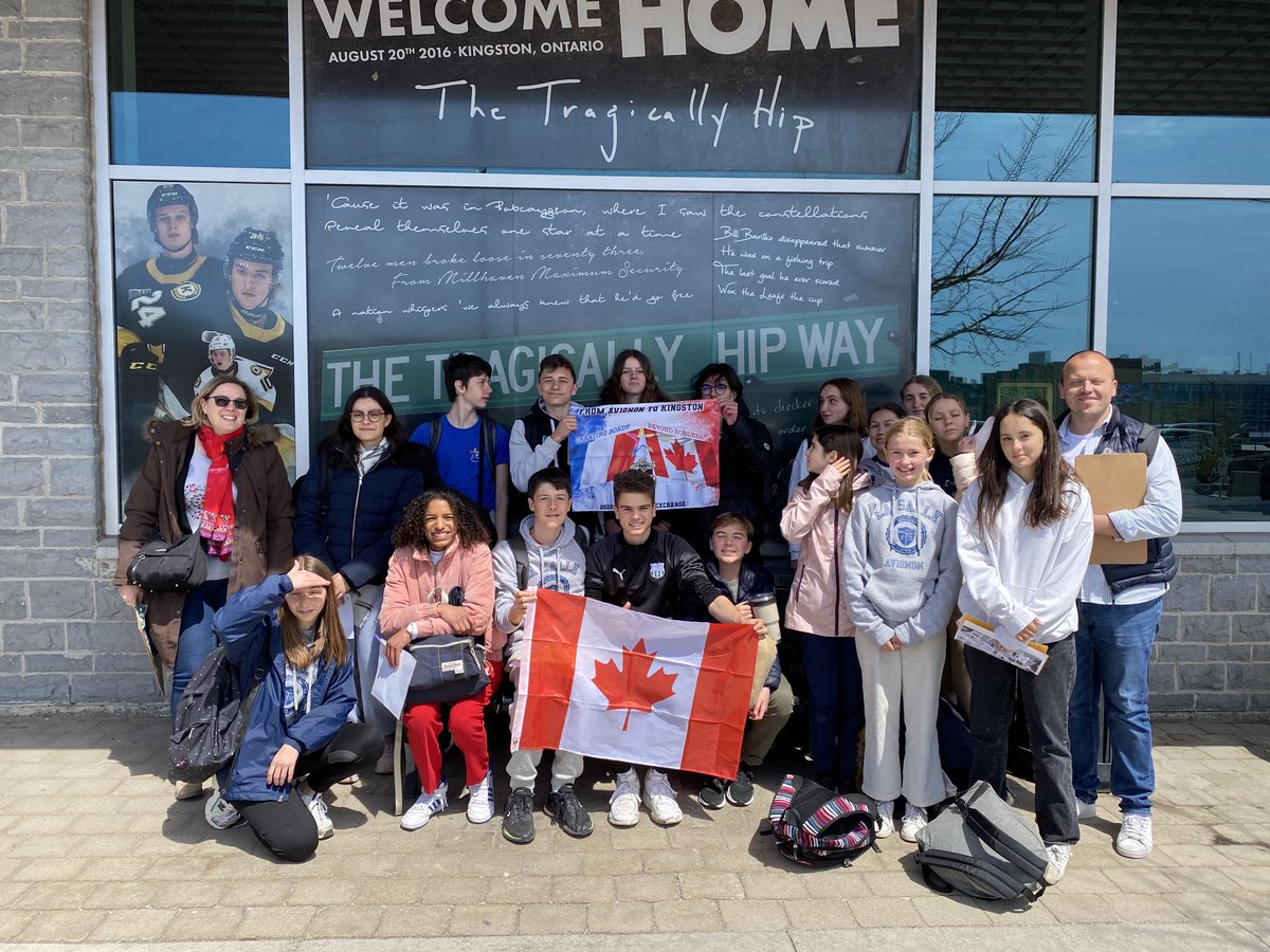 Our French Exchange Students ⁦<a href="/LaSalle_LDSB/">La Salle Secondary</a>⁩ start their #downtownkingston scavenger hunt.