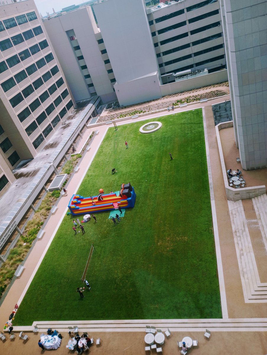 When working is fun!
Thanks to the #BCMBEWELL program of <a href="/bcmhouston/">BCMHouston</a> we get to maintain #WorkLifeBalance while doing #Science