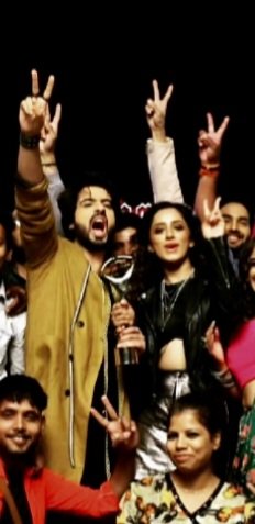 sunflowers1610's tweet photo. If anyone deserves this award the most that is only them! 😍❤️
Hope indono ko next award best on-screen pair ka mil jayee 🤲🤲😍❤️✨️ coz they deserve it & even deserve more! 💙
#FirstWinOfYHC
YHC IS ABRARGUN
#YehHaiChahatein #AbrarGun https://t.co/p1GXviNV2D