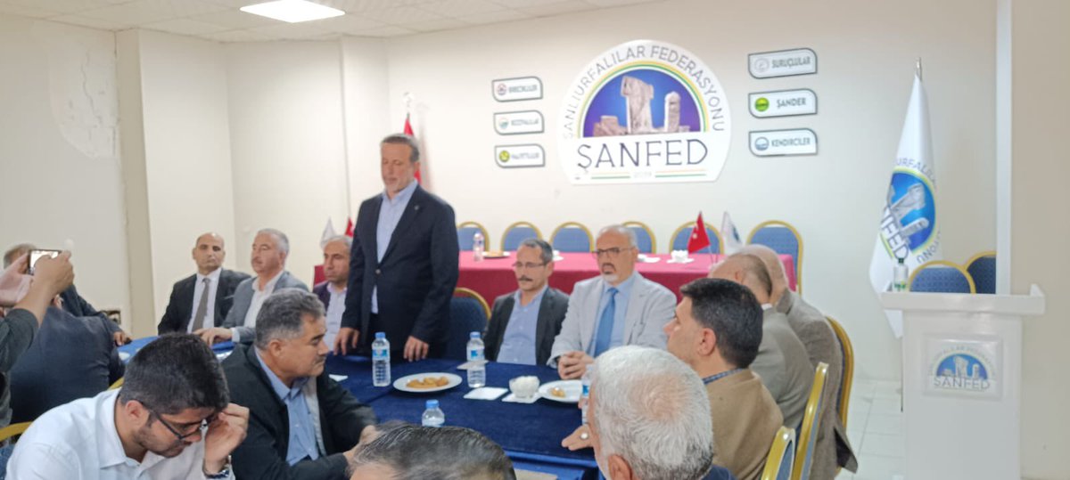 surucder's tweet photo. Gaziantep Milletvekili Adayı Sn. @irfancelikaslan  @sanfed063 Federasyonumuz ziyaret ederek istişarelerde bulundu. 

Kıymetli Hemşehrimiz Sn. İrfan ÇELİKASLAN’a başarılar dileriz.

Rabbim yar ve yardımcısı olsun. https://t.co/sUaZTPWABB
