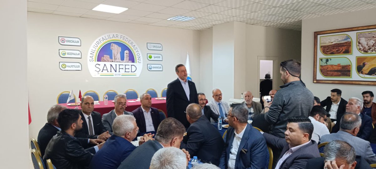 Gaziantep Milletvekili Adayı Sn. <a href="/irfancelikaslan/">İrfan Çelikaslan</a>  <a href="/sanfed063/">ŞANLIURFALILAR FEDERASYONU RESMİ HESABI</a> Federasyonumuz ziyaret ederek istişarelerde bulundu. 

Kıymetli Hemşehrimiz Sn. İrfan ÇELİKASLAN’a başarılar dileriz.

Rabbim yar ve yardımcısı olsun.