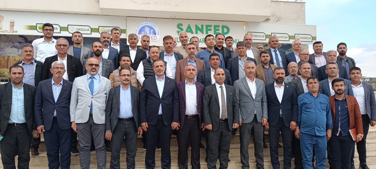 surucder's tweet photo. Gaziantep Milletvekili Adayı Sn. @irfancelikaslan  @sanfed063 Federasyonumuz ziyaret ederek istişarelerde bulundu. 

Kıymetli Hemşehrimiz Sn. İrfan ÇELİKASLAN’a başarılar dileriz.

Rabbim yar ve yardımcısı olsun. https://t.co/sUaZTPWABB