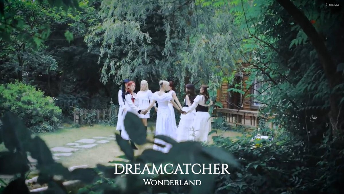 Dreamcatcher(드림캐쳐) 'Wonderland' FMV

🌿youtu.be/drlLsWiew58 - <a href="/YouTube/">YouTube</a>