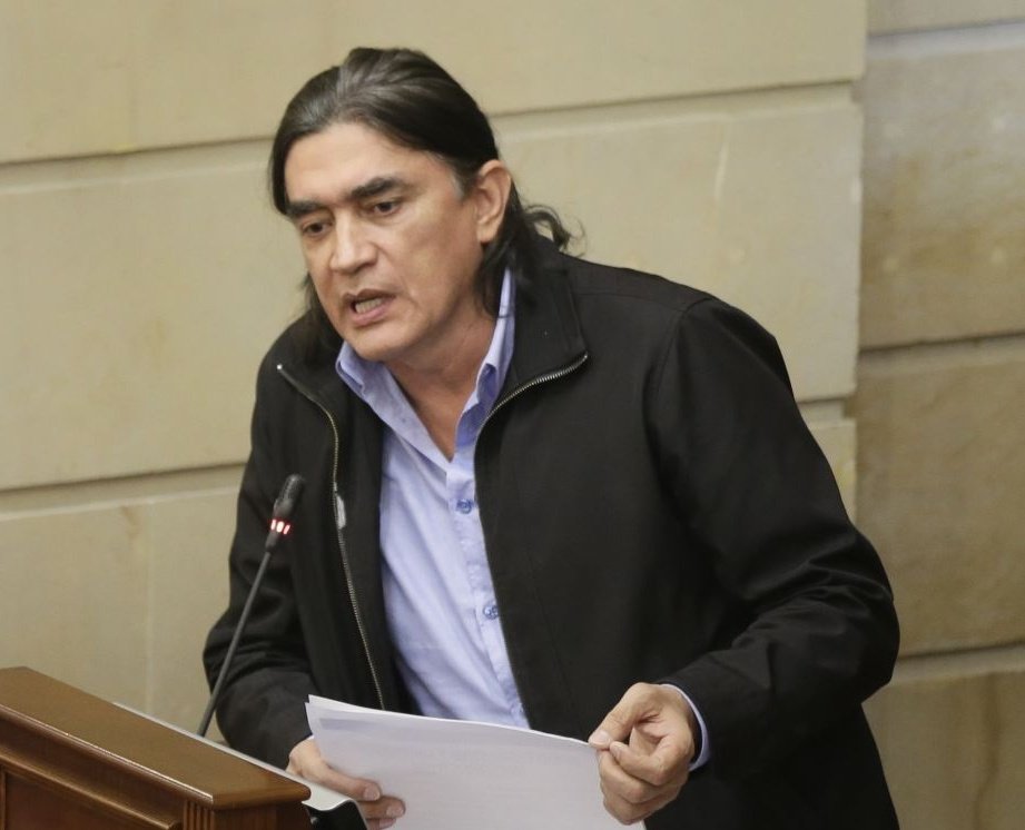 nacional_memes's tweet photo. Si las elecciones fueran hoy

¿Por cuales de estos dos candidatos votaría a la alcaldía de Bogotá?

Juan Daniel Oviedo ❤️
Gustavo Bolivar        🔄 https://t.co/D4qUSk9XUT